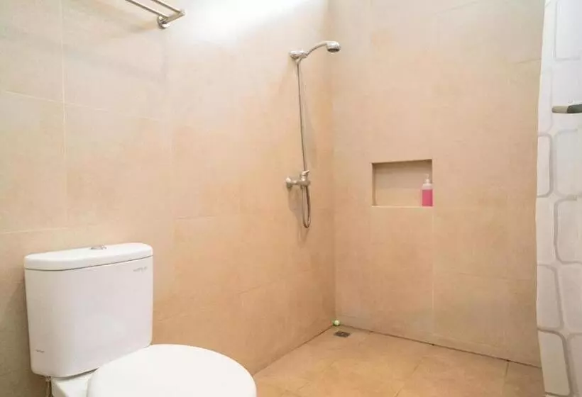 ペンション 3j Living