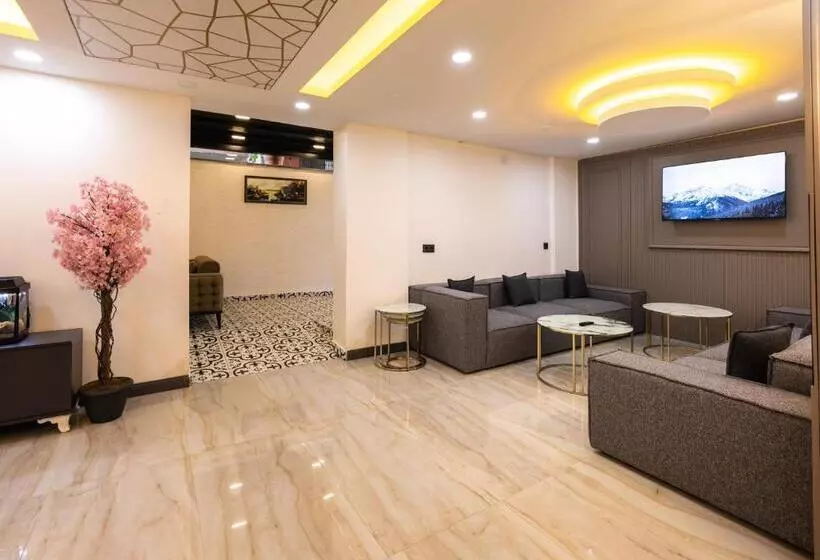 Selia Sui̇tes
