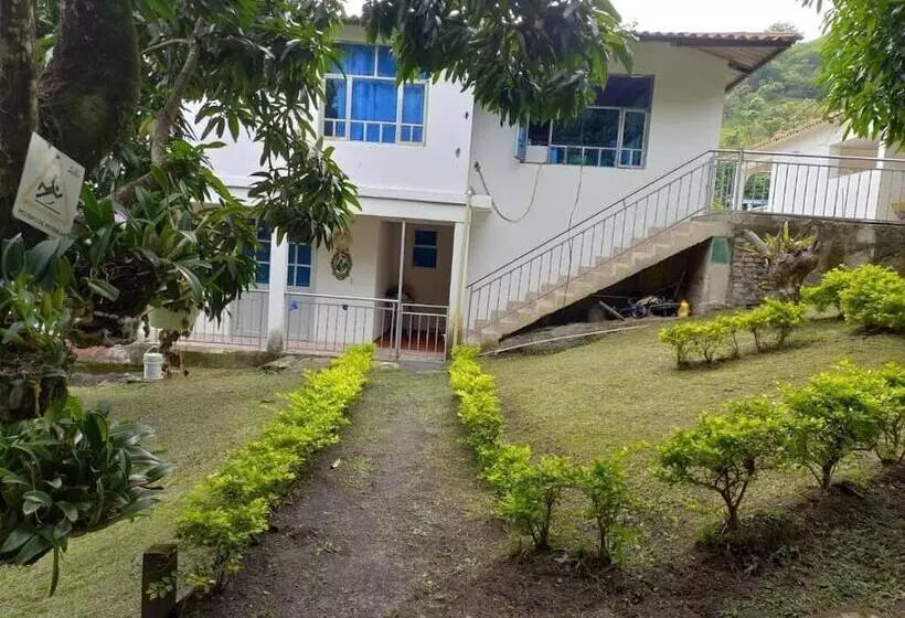 Retkeilymaja Sede Campestre Peña Negra