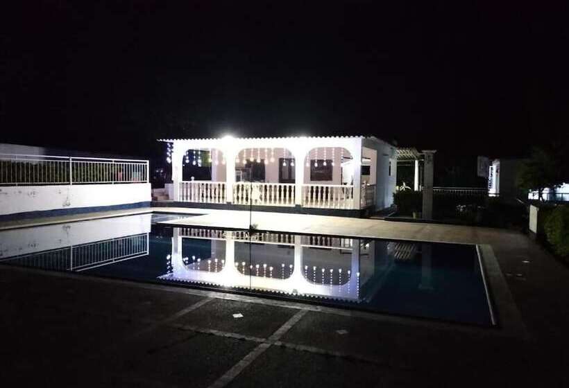 Herberge Sede Campestre Peña Negra