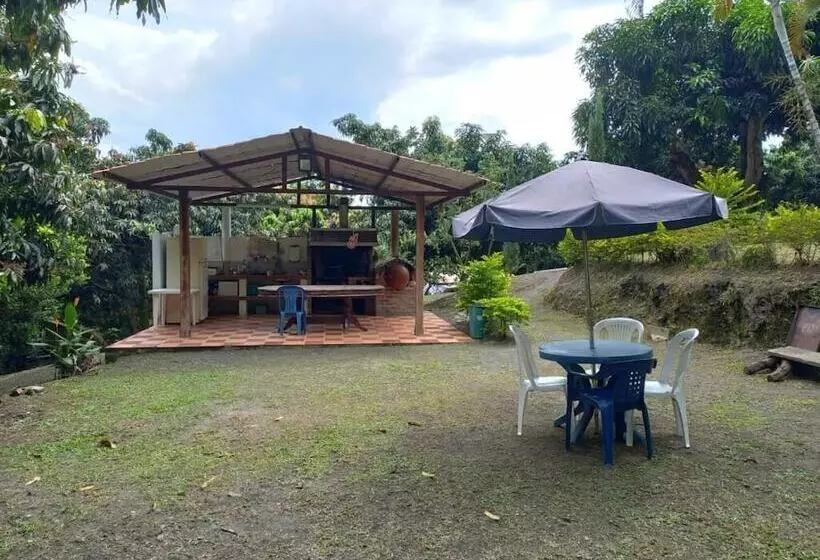 Retkeilymaja Sede Campestre Peña Negra