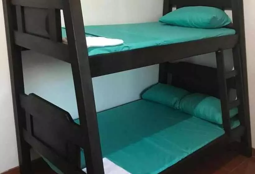 Retkeilymaja Sede Campestre Peña Negra