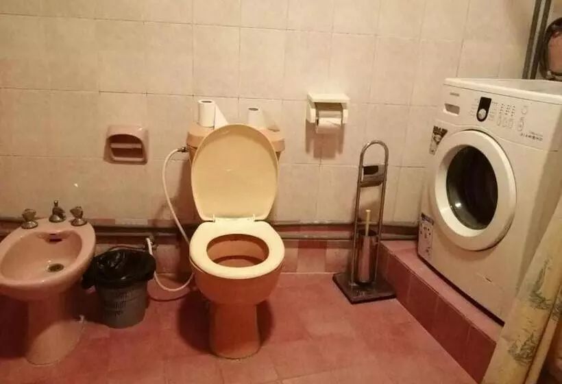 هاستل Student House