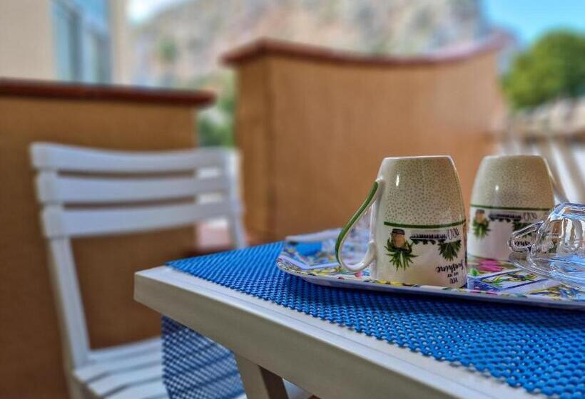 Ashur310 Residence Mondello