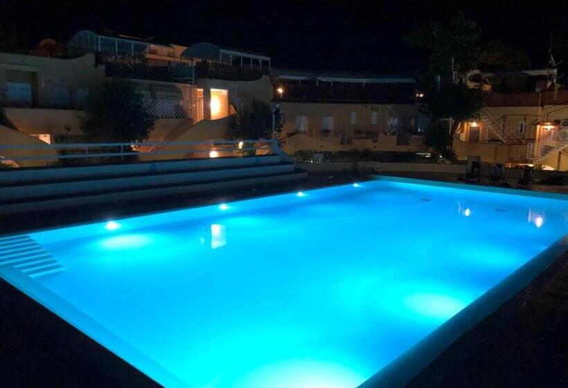 Ashur310 Residence Mondello