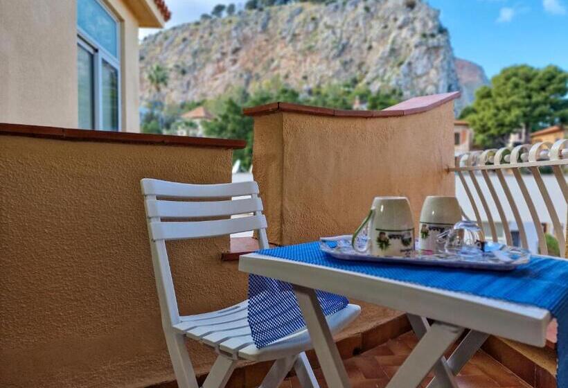 Ashur310 Residence Mondello