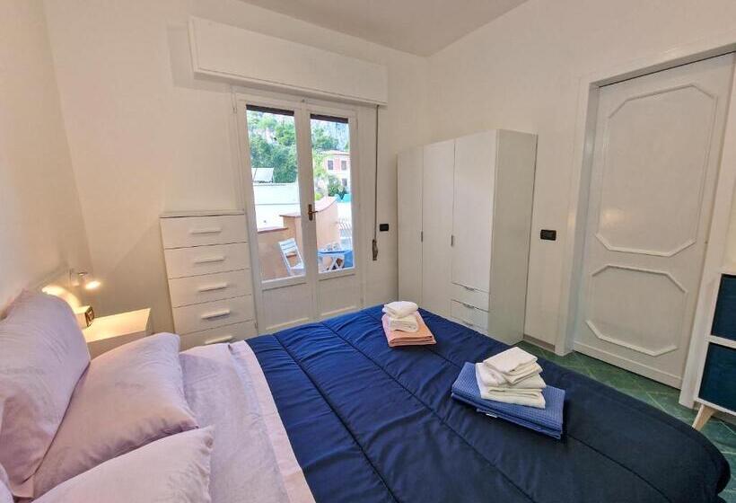 Ashur310 Residence Mondello