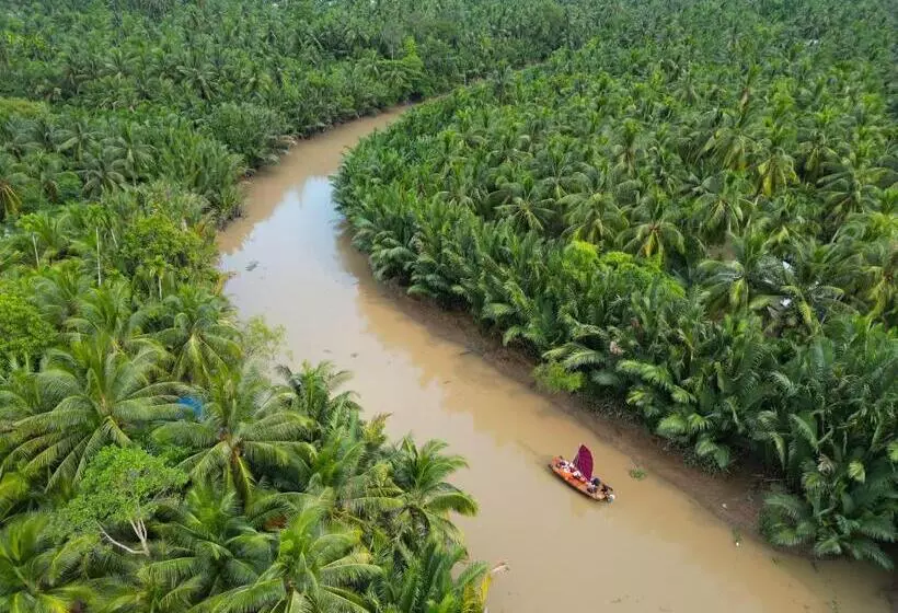 تختخواب و صبحانه Comfy Riverside Mekong Homestay Ben Tre
