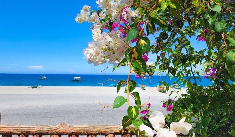 Crystal Shores Beach Resort Powered By Cocotel