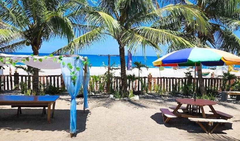 Crystal Shores Beach Resort Powered By Cocotel