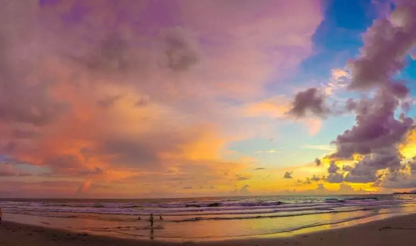 Crystal Shores Beach Resort Powered By Cocotel