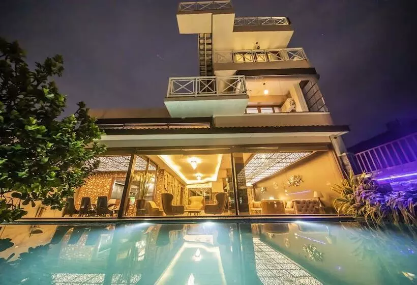 ホテル Grand Lotus Bentota