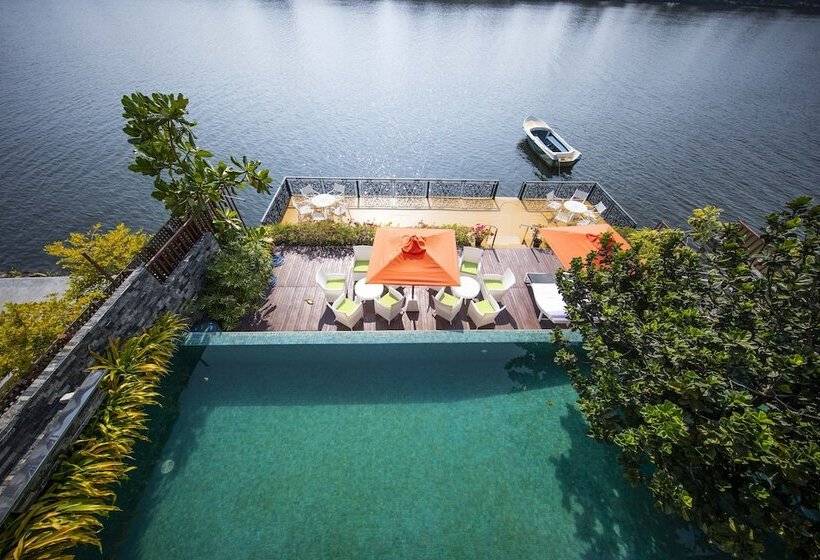 בית מלון כפרי Grand Lotus Bentota