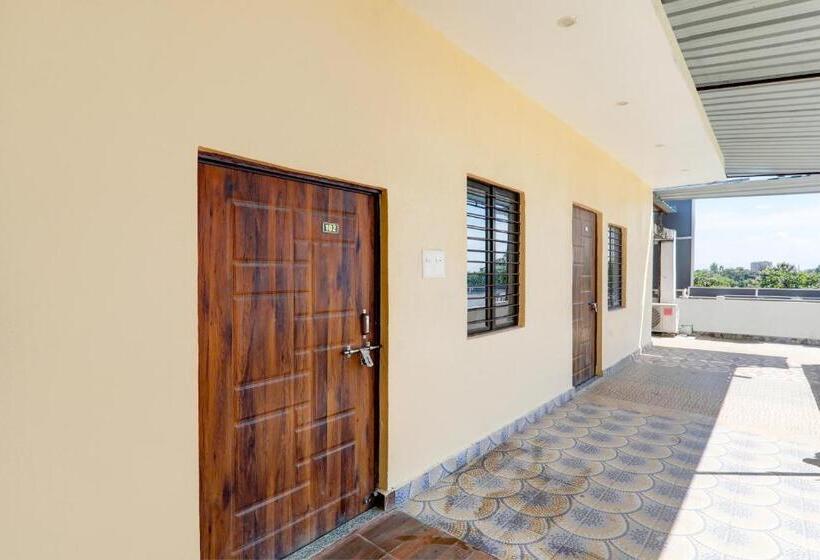 酒店 Oyo Relax Inn