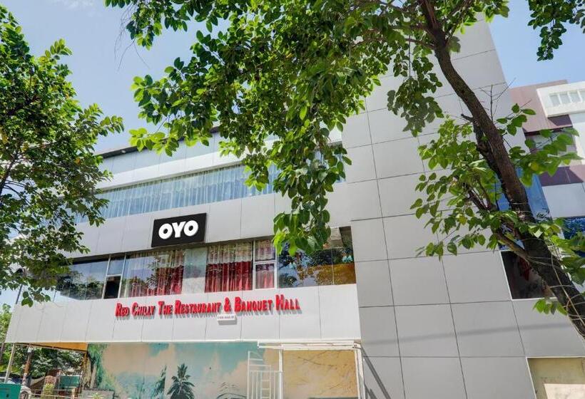 酒店 Oyo Relax Inn