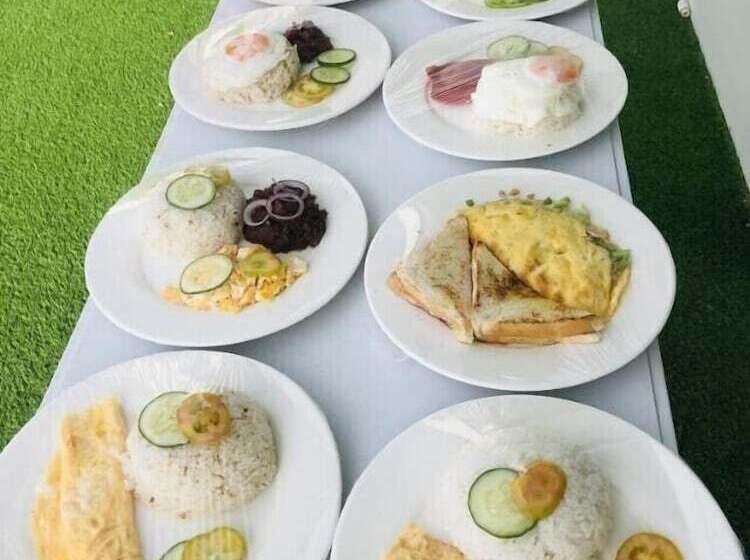 호텔 Prince Express Inn