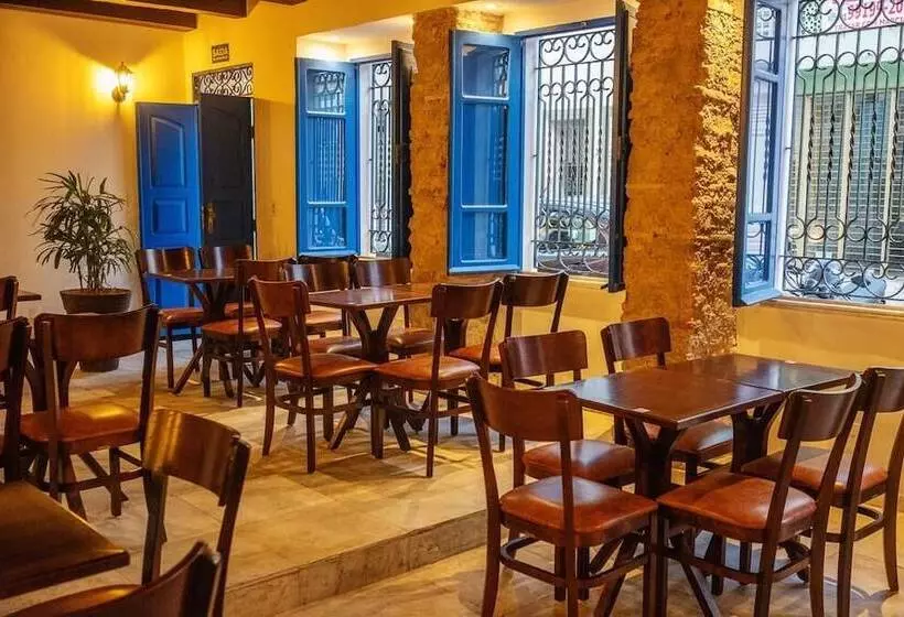 هتل Villa Salvador