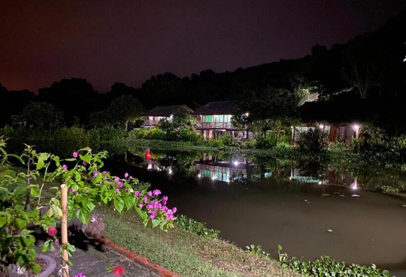 هتل Vita Garden Homestay