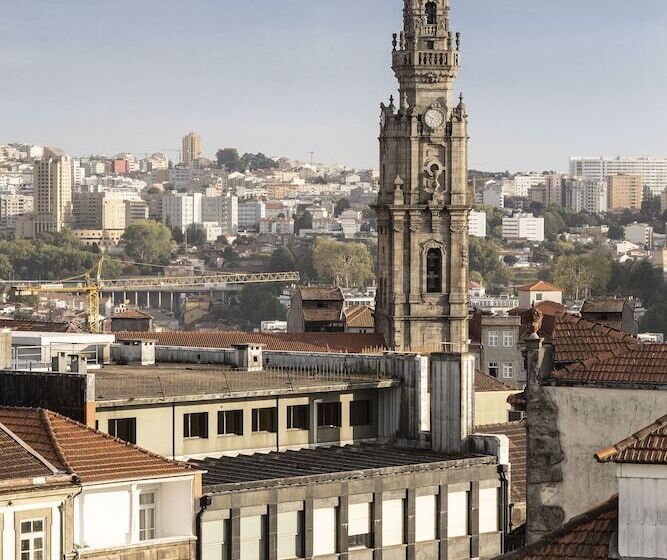 هتل Wine & Books Porto