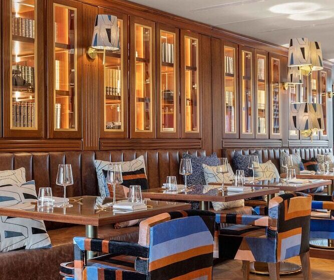 هتل Wine & Books Porto