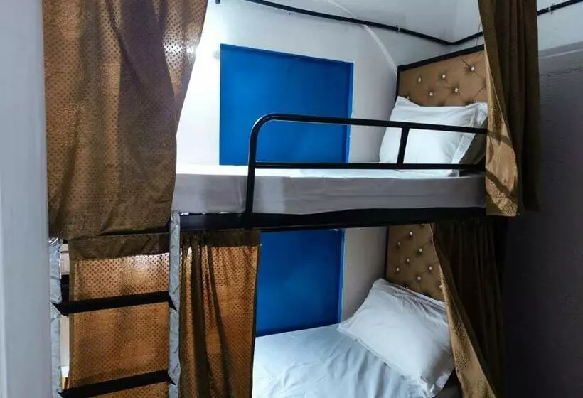 Indigo 66 Boys Hostel Andheri