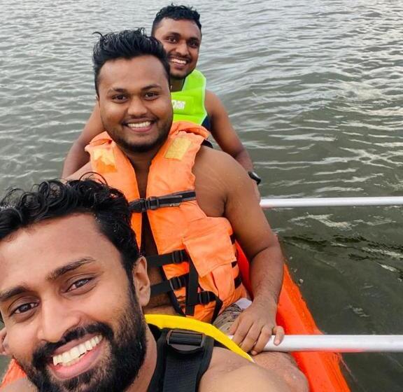 Resort Gagees Lake View Cabana