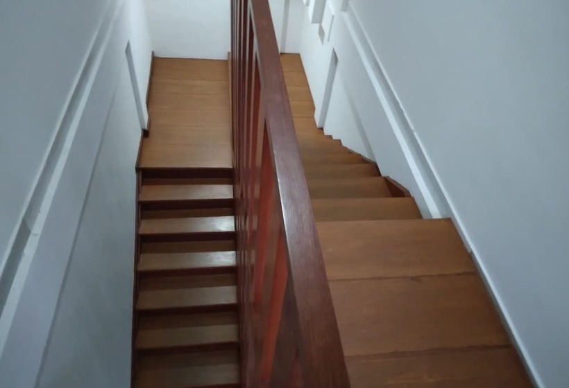 Roots Hotel Senggigi