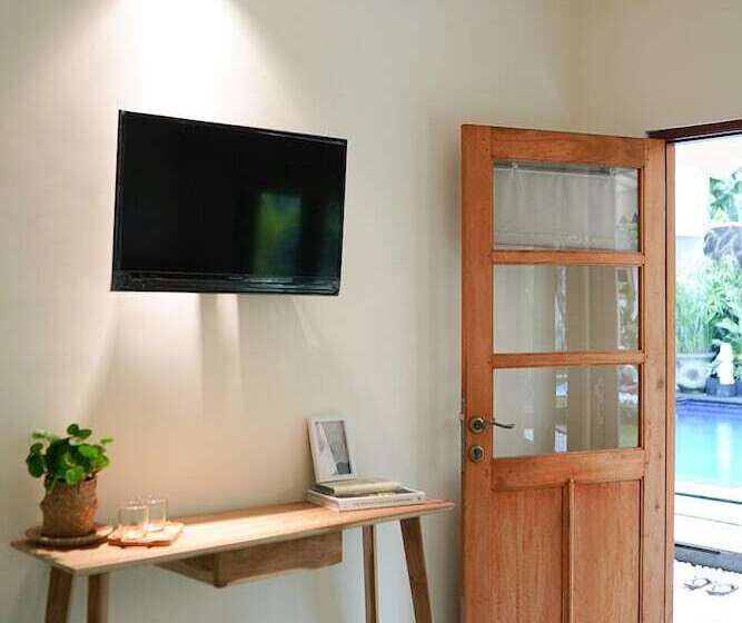 Roots Hotel Senggigi