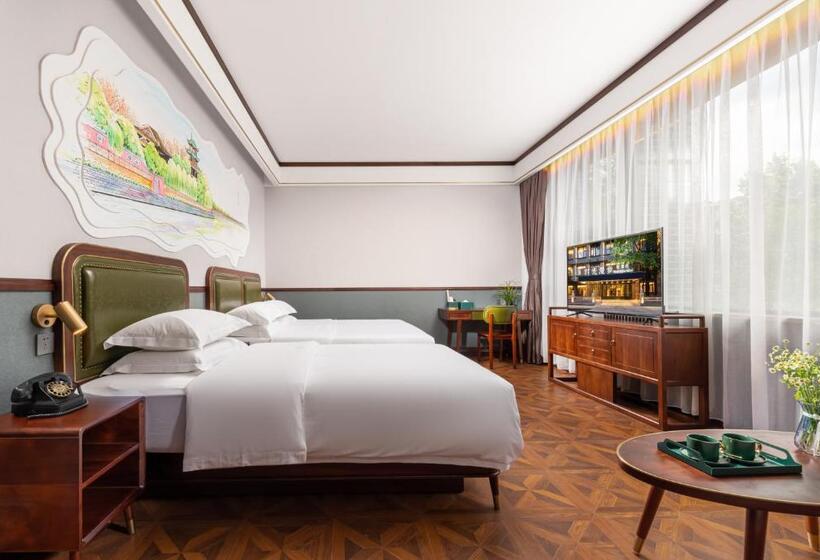 Time Traveller Boutique Hotel Near Chengdu Wide Narrow Lane, People S Park, Chengdu Panda Base, 10
