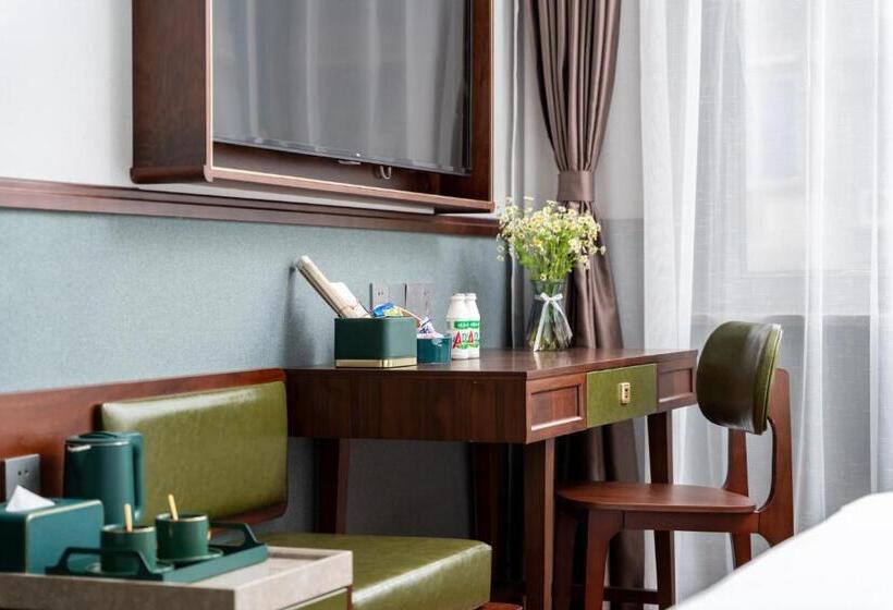 Time Traveller Boutique Hotel Near Chengdu Wide Narrow Lane, People S Park, Chengdu Panda Base, 10