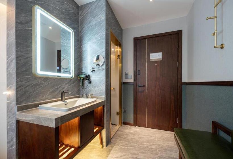 Time Traveller Boutique Hotel Near Chengdu Wide Narrow Lane, People S Park, Chengdu Panda Base, 10