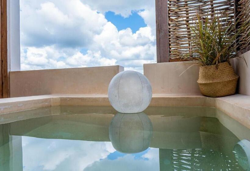 Cervecería Tulum Boutique Hotel & Beer Spa All Inclusive