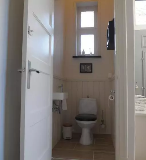 Aamiaismajoitus (B&B) De Parel Van Pekel