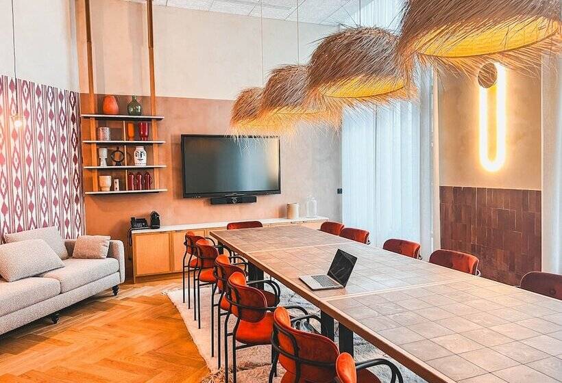 هتل Bloom House Hôtel & Spa