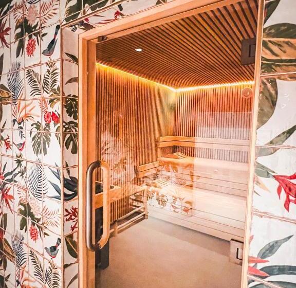 هتل Bloom House Hôtel & Spa