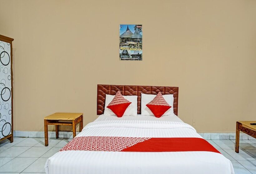 Hotel Capital O 92214 Beristera