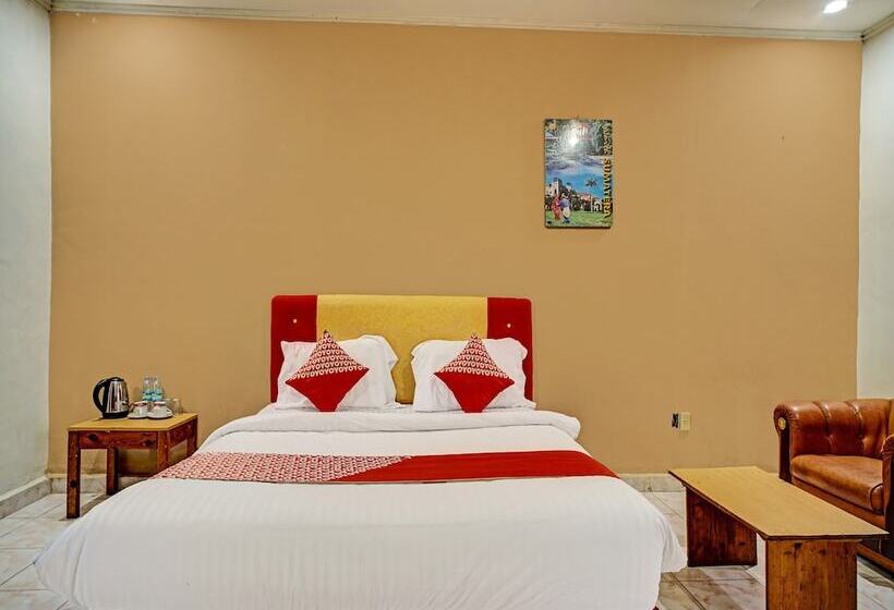 Hotel Capital O 92214 Beristera