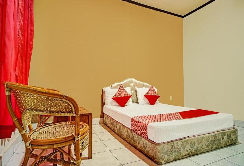 Hotel Capital O 92214 Beristera