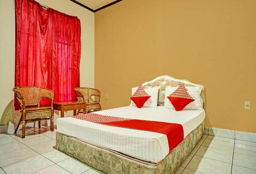 Hotel Capital O 92214 Beristera