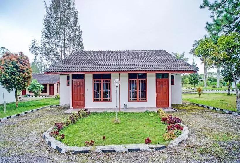 Hotelli Capital O 92214 Beristera