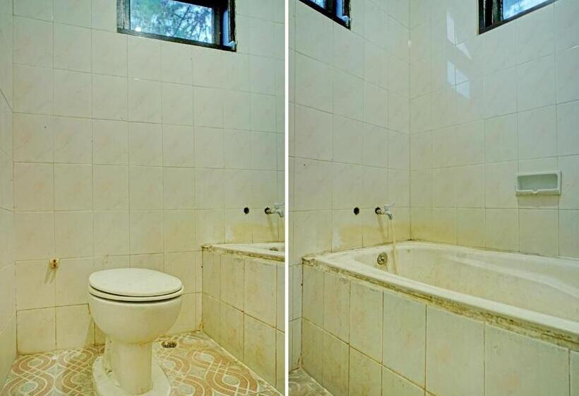 Hotel Capital O 92214 Beristera