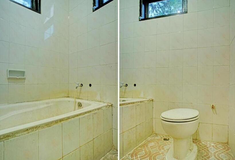 Hotel Capital O 92214 Beristera