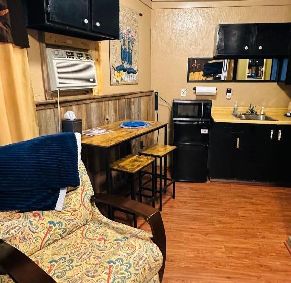 ペンション Acorn Hideaways Canton Cheerful Bluebonnet Suite Sleeps 5