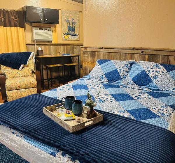 ペンション Acorn Hideaways Canton Cheerful Bluebonnet Suite Sleeps 5