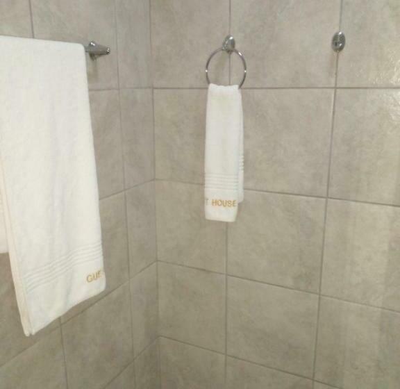 פנסיון Lalamnandzi 4 Guesthouse