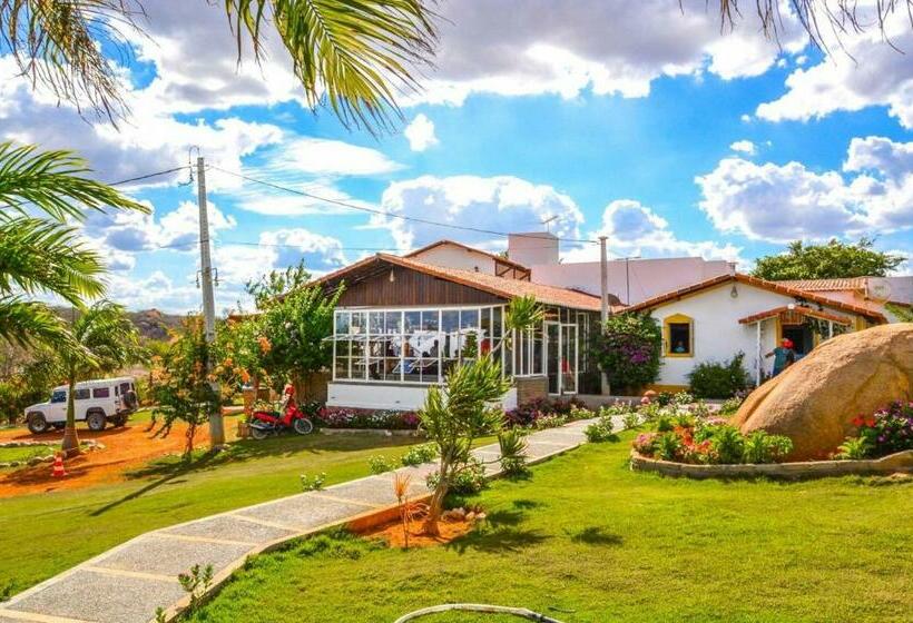 הוסטל Pousada Colina Dos Flamboyants