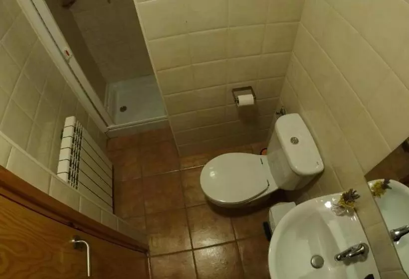 Castell De Ceuró. Hotel Rural