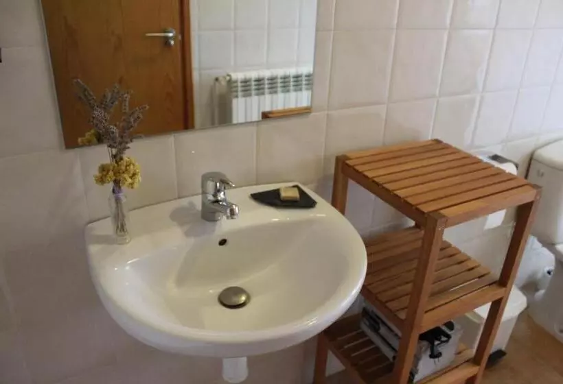 Castell De Ceuró. Hotel Rural