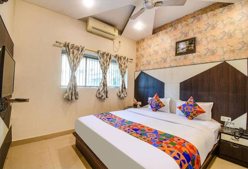 Fabhotel Prime Rockstar Suites