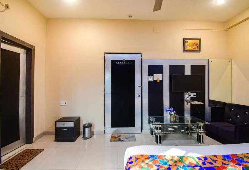 Fabhotel Prime Rockstar Suites